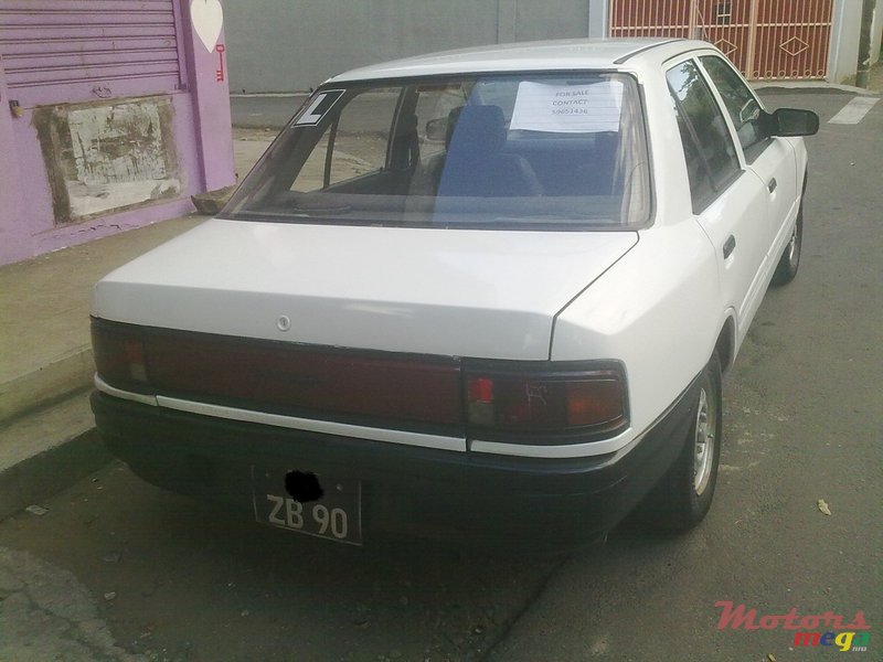 1990' Mazda Familia photo #2