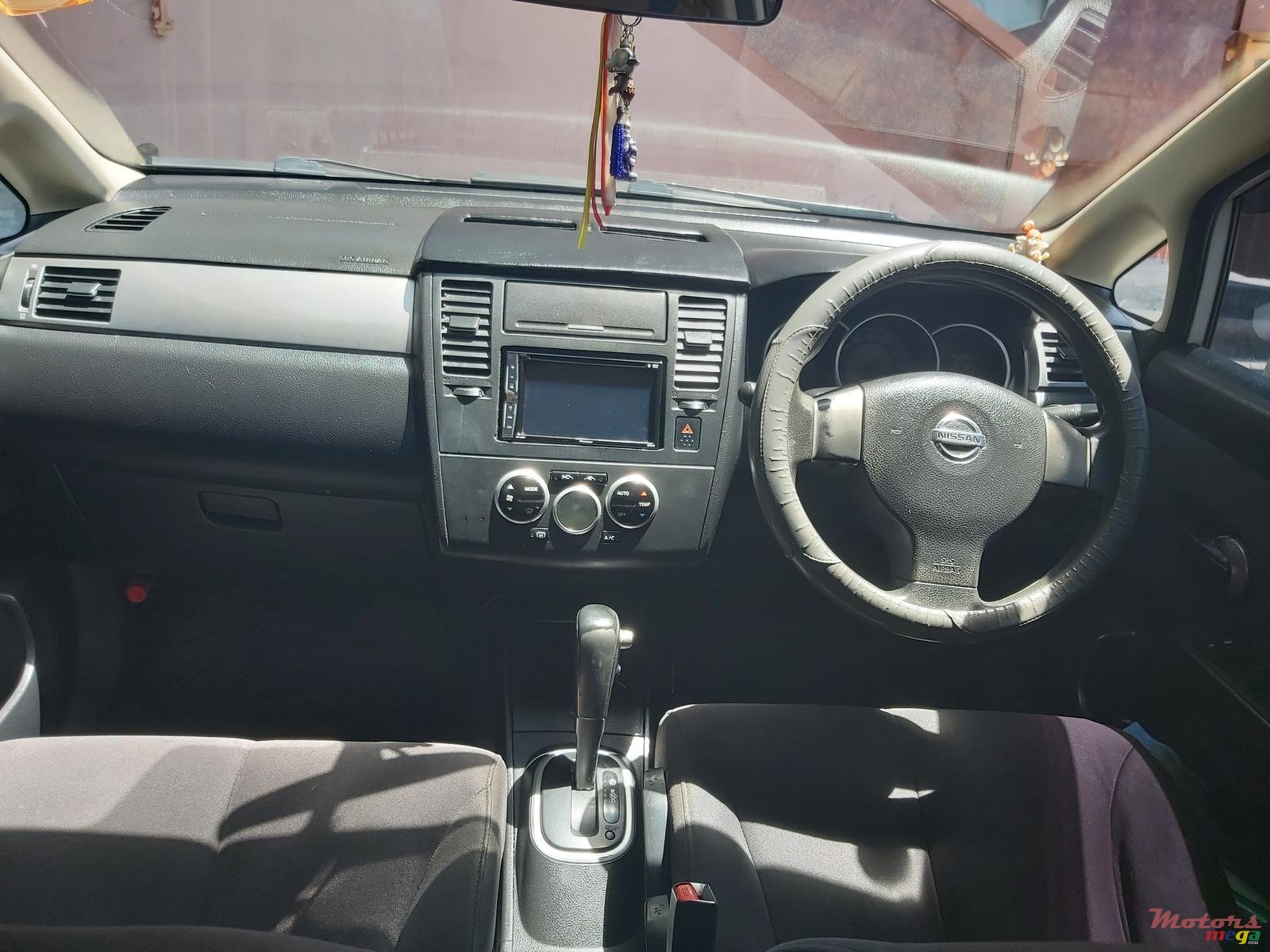 2007' Nissan Tiida photo #3