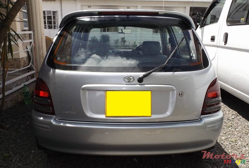 1998' Toyota Starlet Reflect photo #4