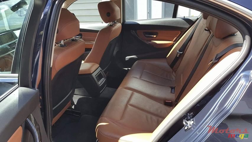 2012' BMW 328 photo #4