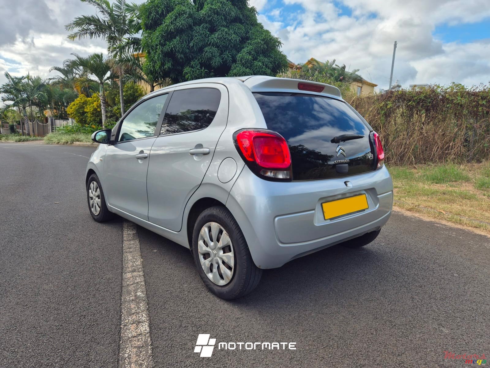 2016' Citroen C1 photo #3