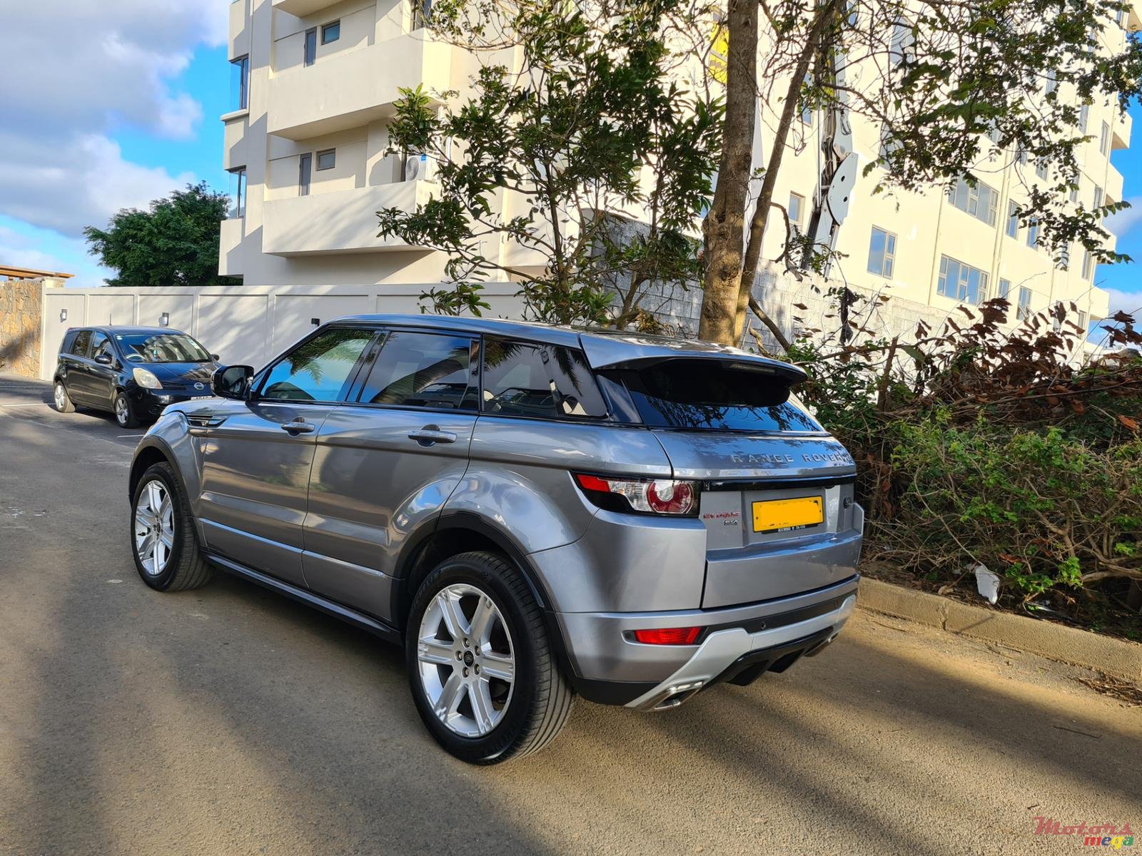 2013' Land Rover Range Rover Evoque Automatic photo #5