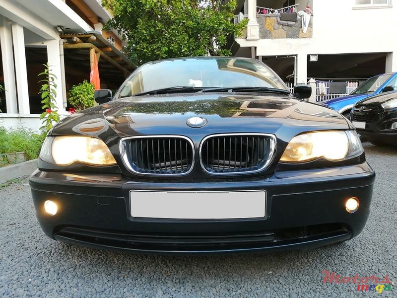 2003' BMW 318 i photo #1