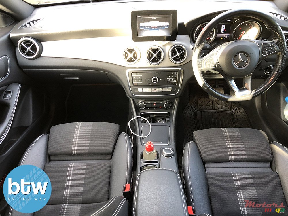 2018' Mercedes-Benz CLA 200 photo #6