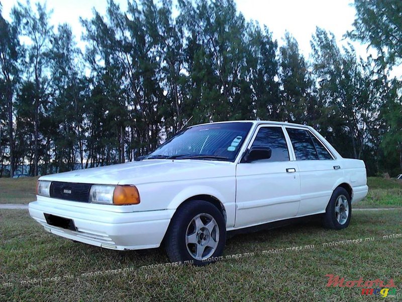 1990' Nissan Sunny B12 photo #1