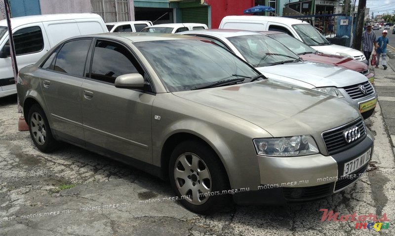2002' Audi A4 photo #2