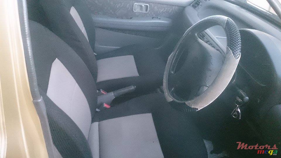 1998' Nissan ak 11 photo #4