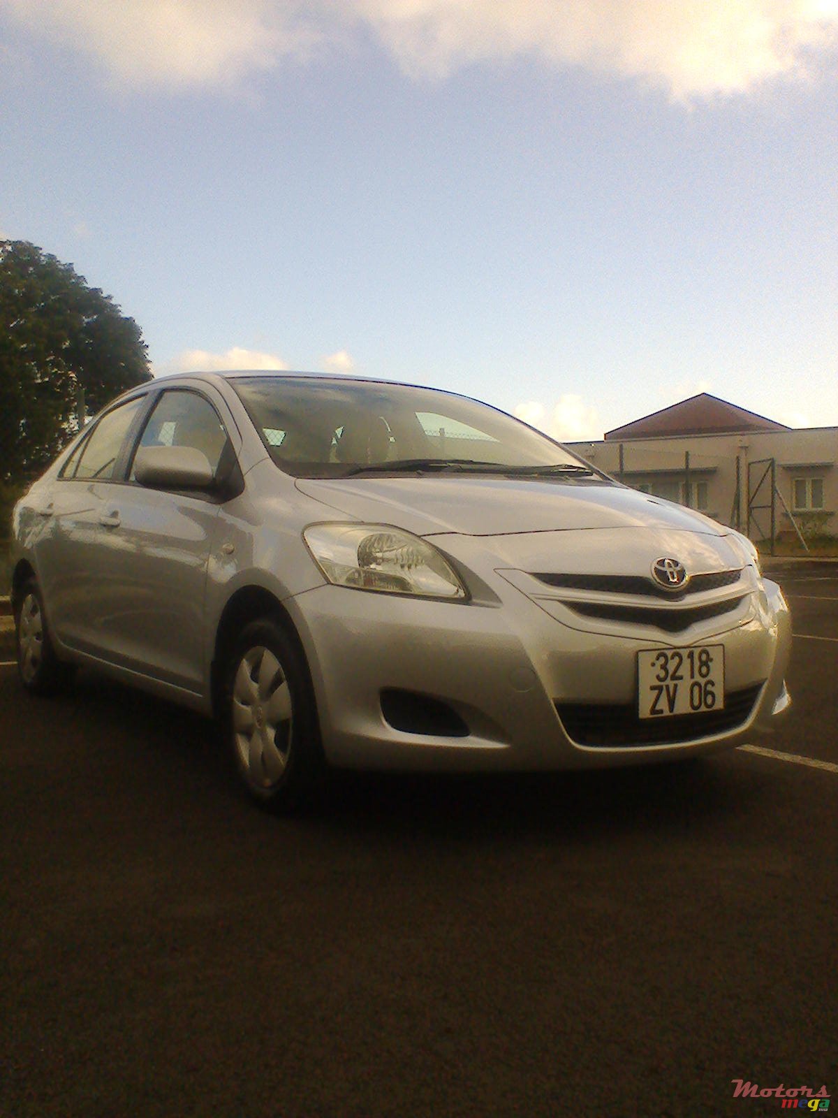 2006' Toyota BELTA photo #2