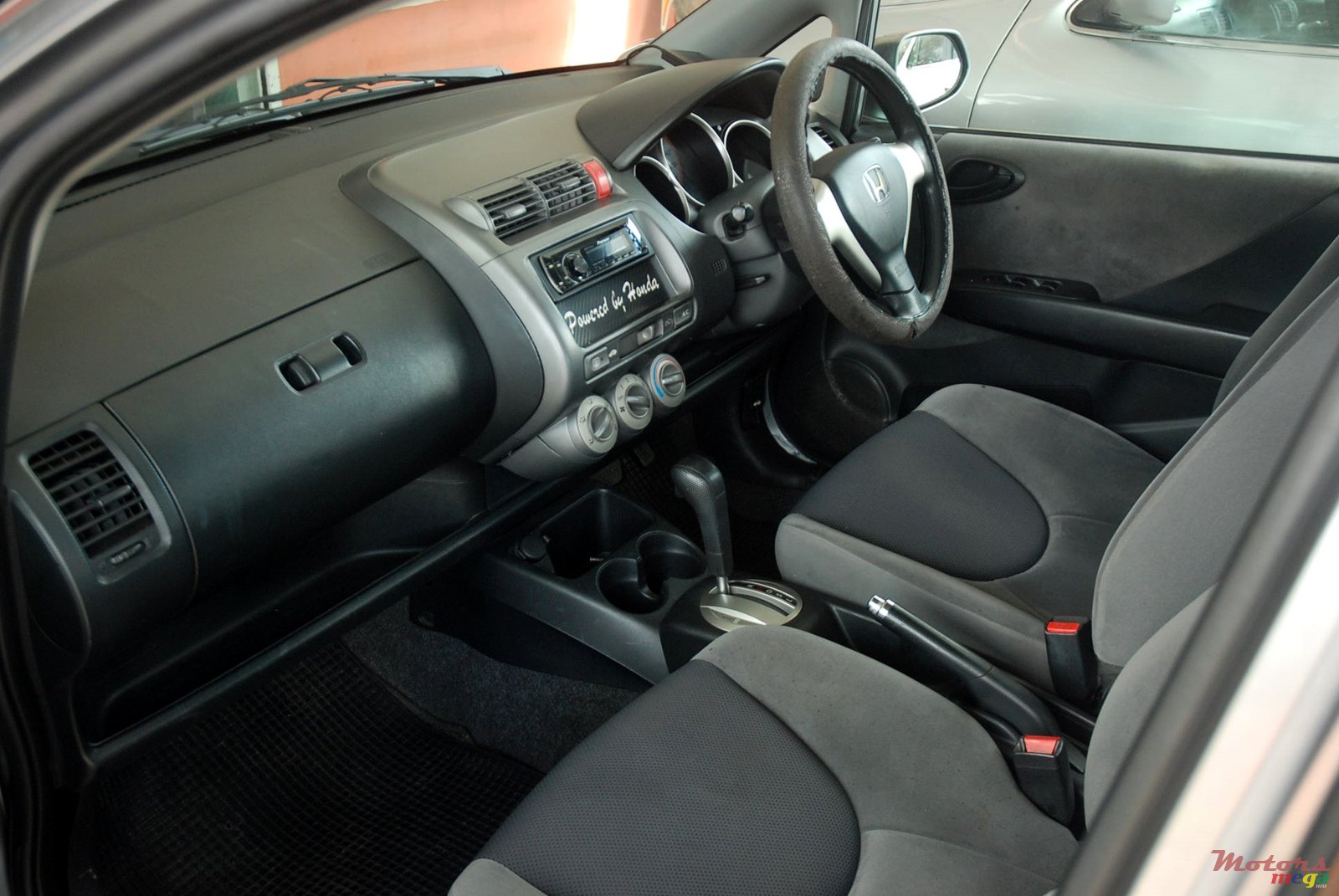 2006' Honda Fit photo #4