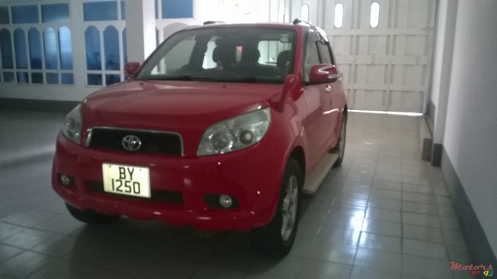 2006' Toyota RAV4 photo #1