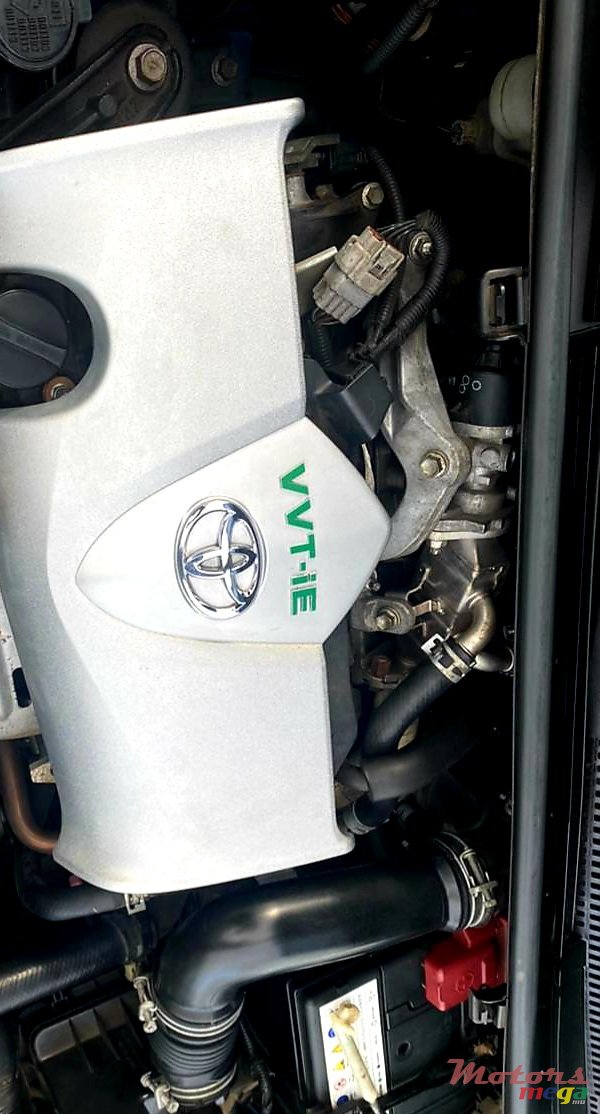 2014' Toyota Vitz any photo #1