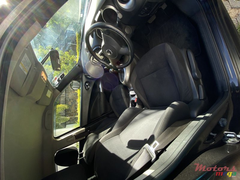 2012' Nissan Juke 1490 cc photo #6