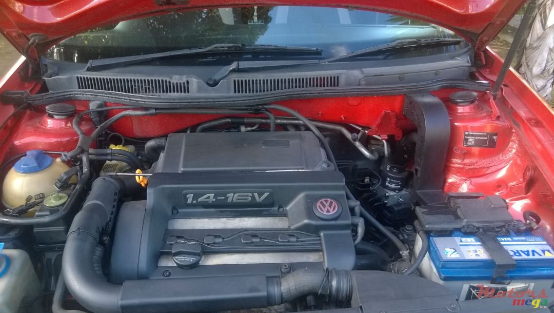 1999' Volkswagen Golf photo #5