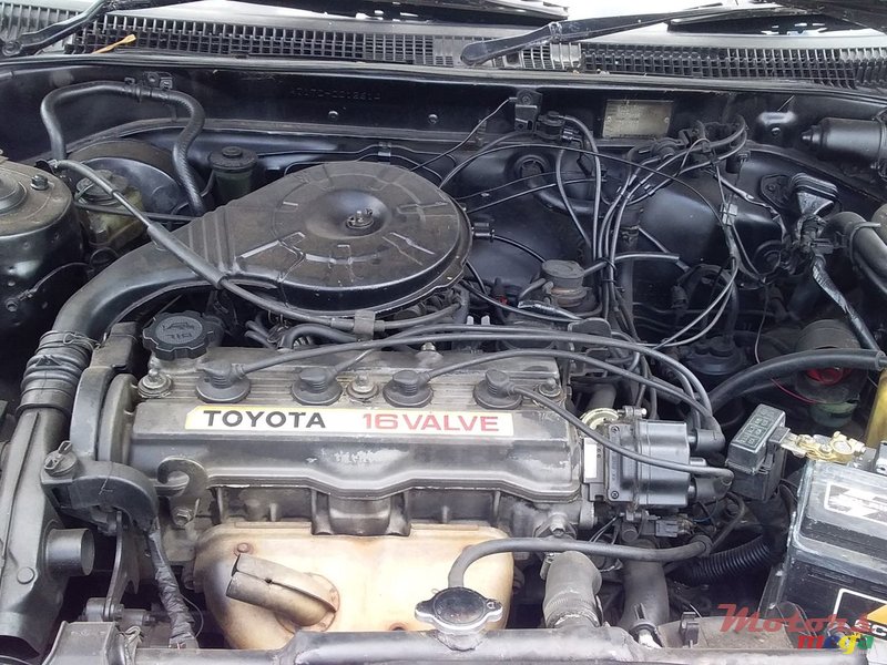 1988' Toyota Corona photo #1