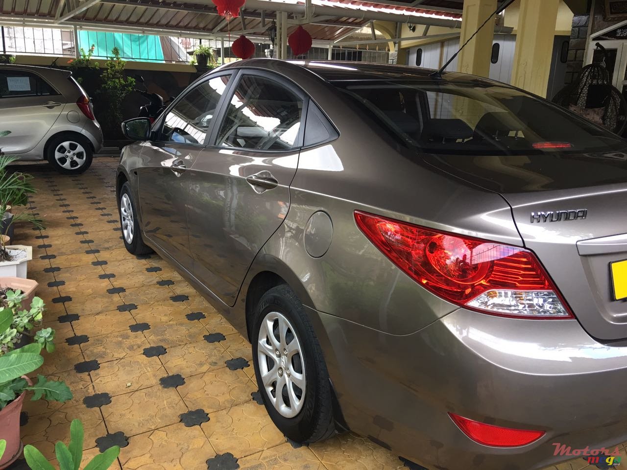 2012' Hyundai Accent photo #1