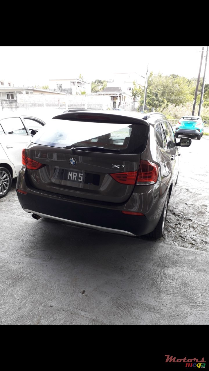 2011' BMW X1 photo #3