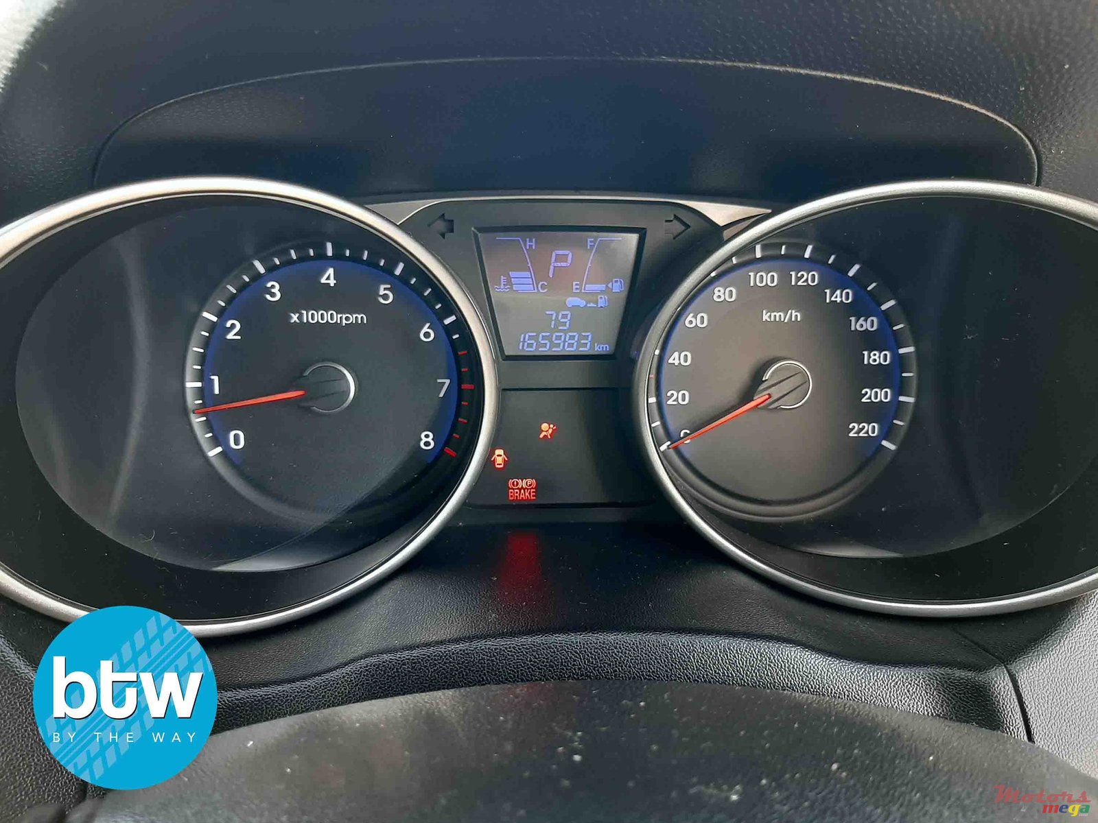 2010' Hyundai ix35 photo #7