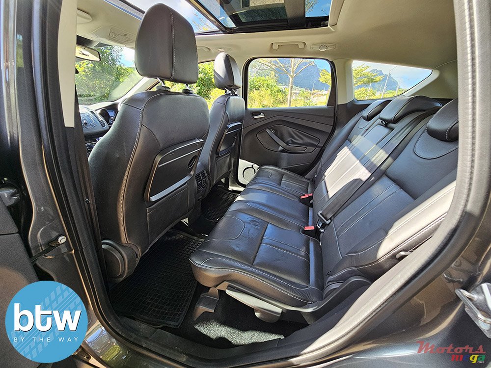 2016' Ford Kuga photo #3