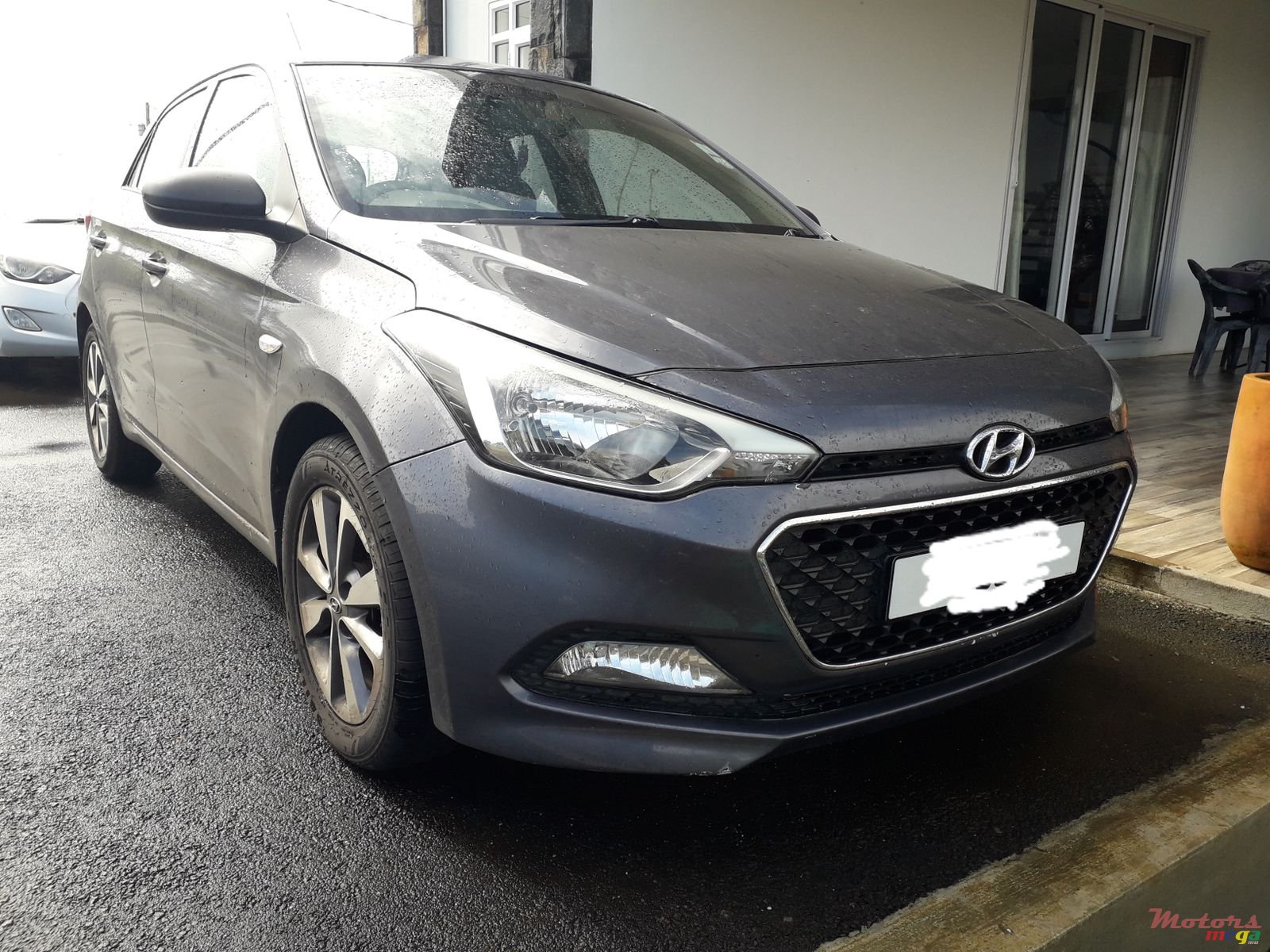2015' Hyundai i20 Automatic photo #2