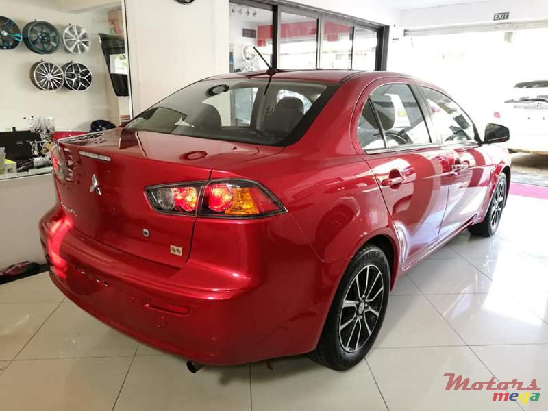 2016' Mitsubishi Lancer Ex photo #4