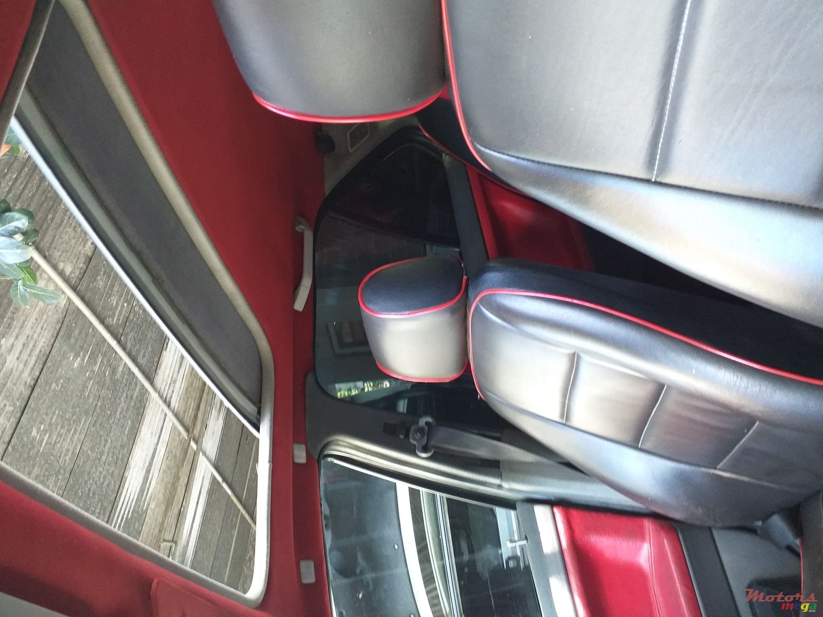 1994' BMW 318 Nil photo #2