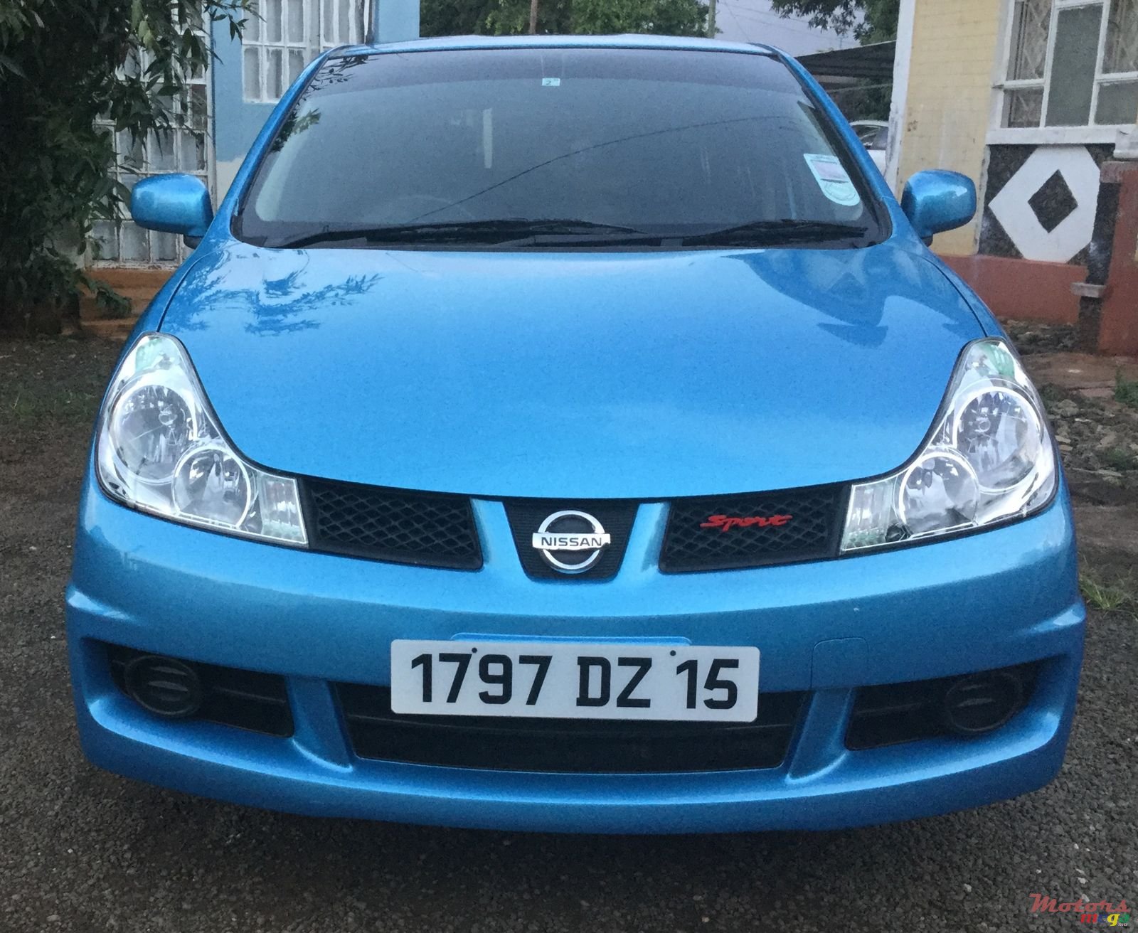 2015' Nissan Wingroad photo #1