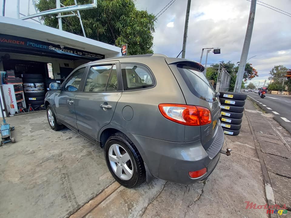 2006' Hyundai Santa Fe photo #7