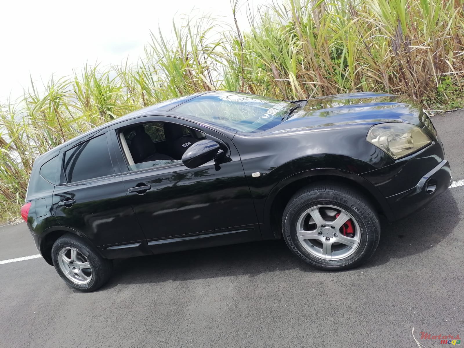 2009' Nissan Qashqai photo #1