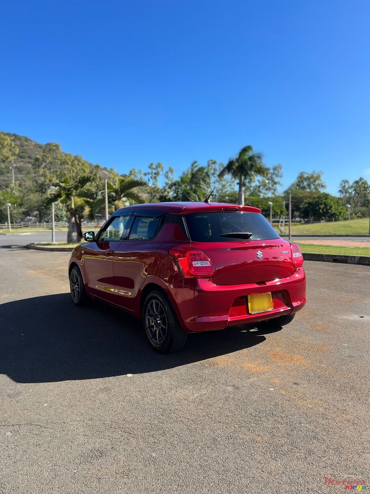 2017' Suzuki Swift photo #3