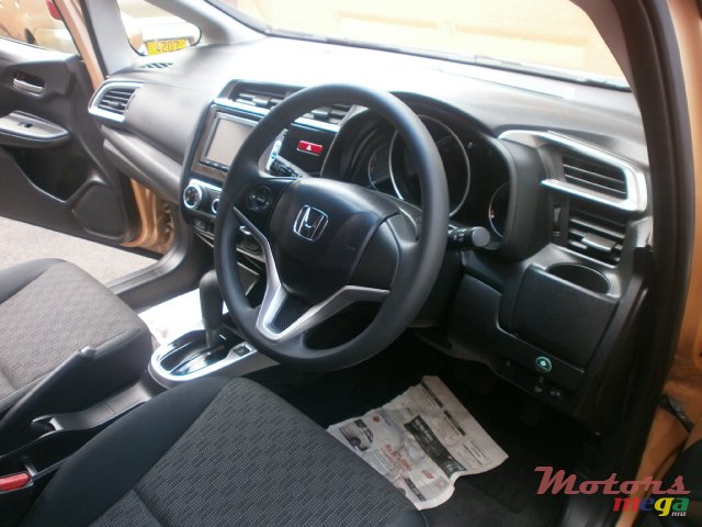 2013' Honda FR-V New shape photo #6