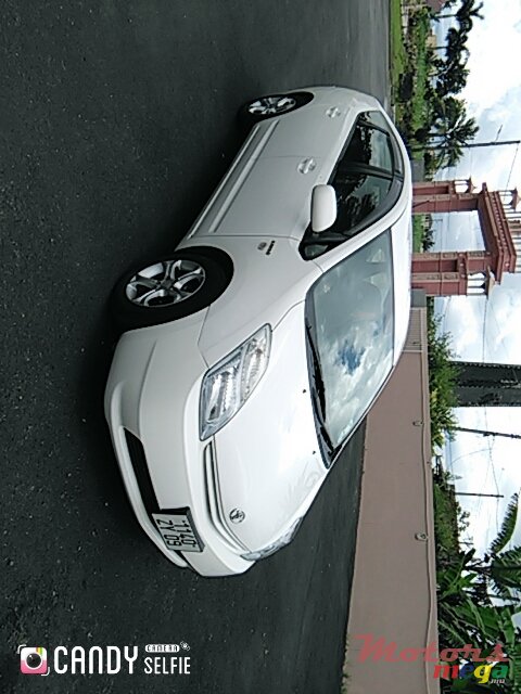 2009' Toyota Prius photo #3