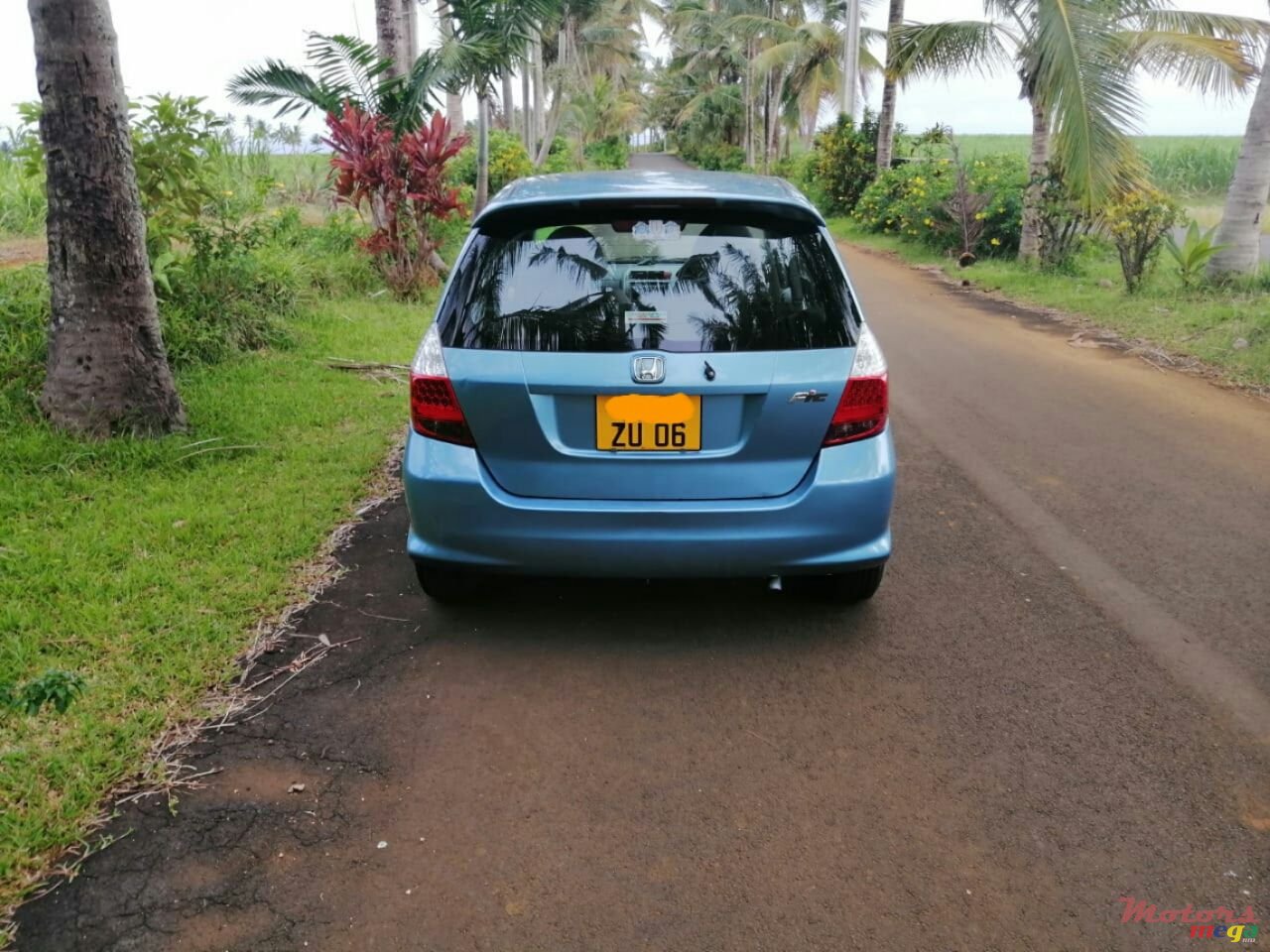 2006' Honda Fit photo #2