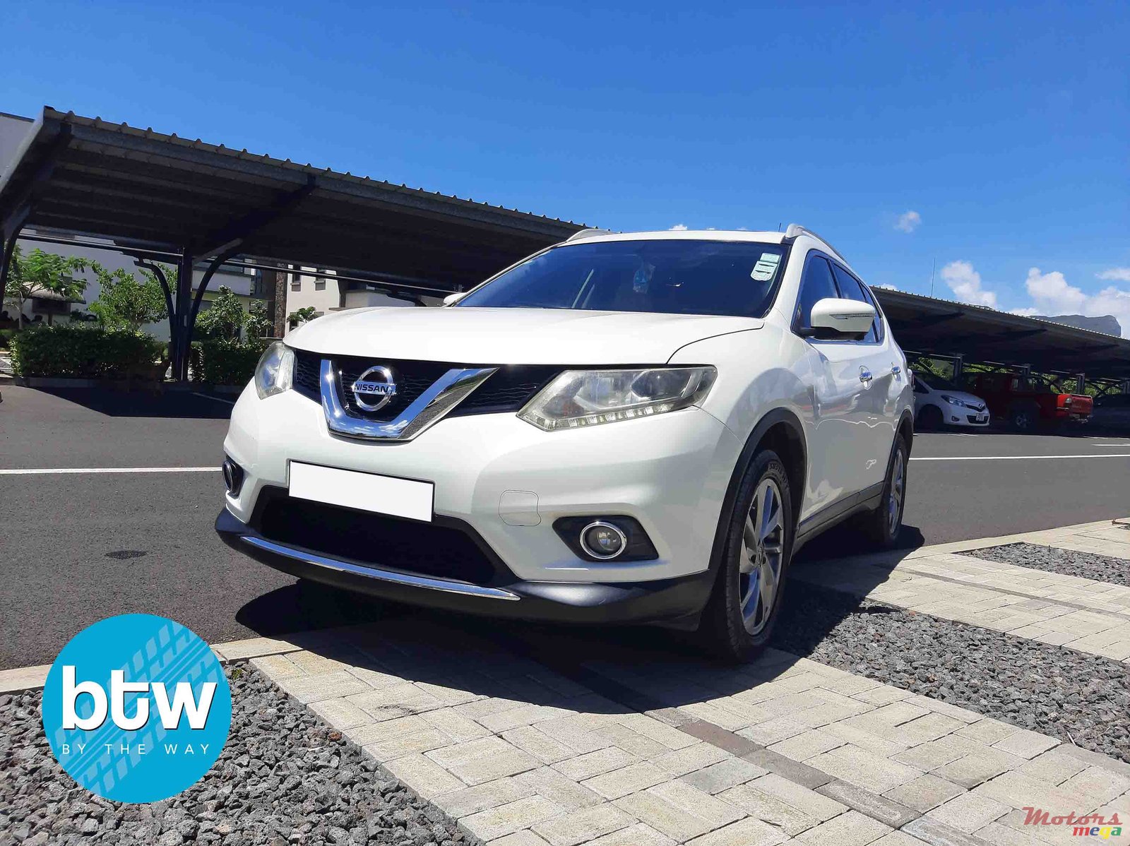 2015' Nissan X-Trail photo #2