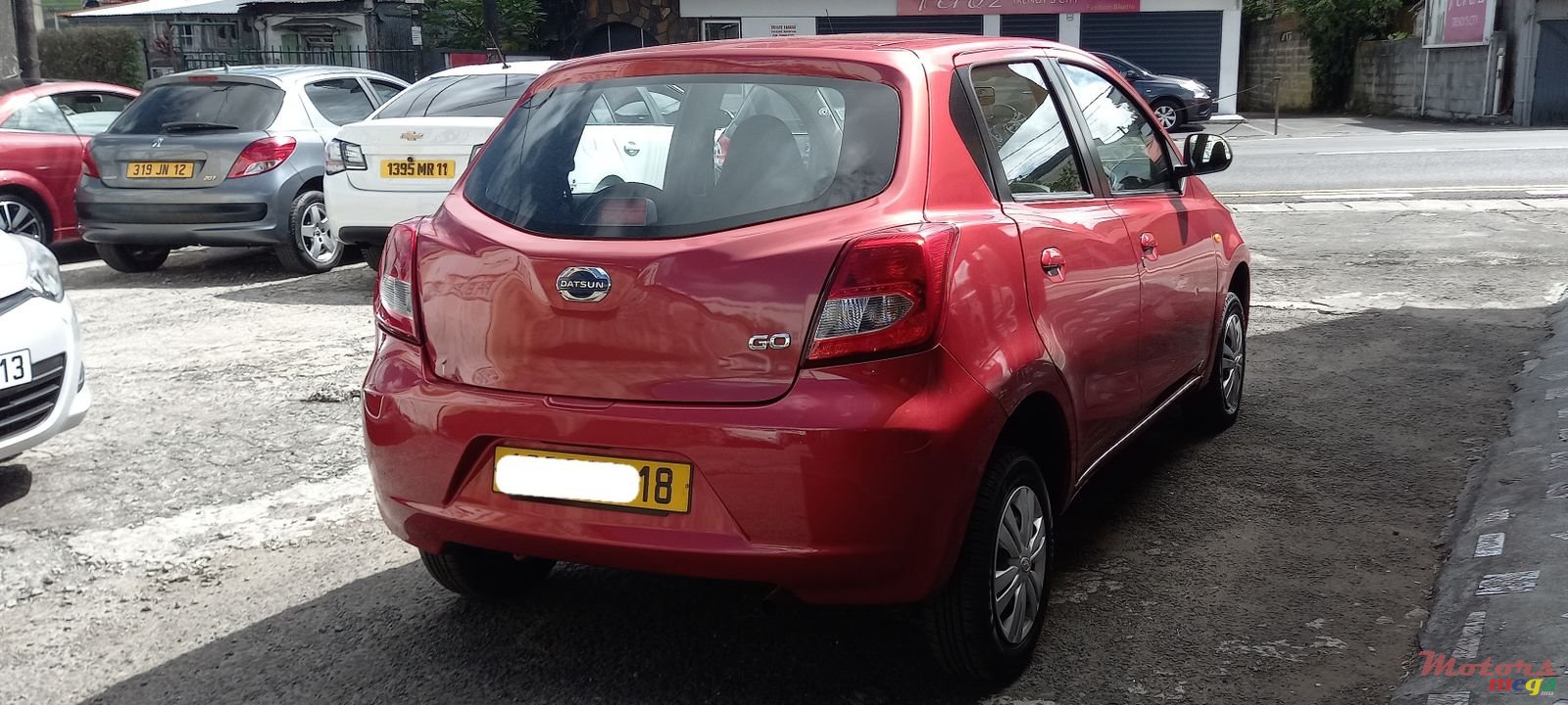 2018' Datsun Go photo #4