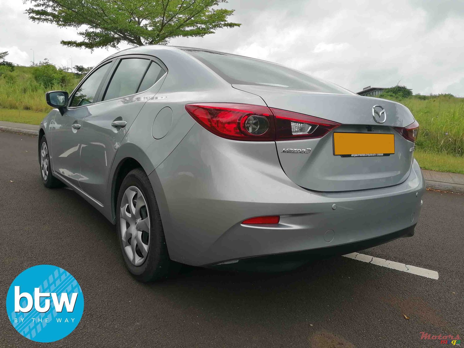 2018' Mazda 3 photo #3