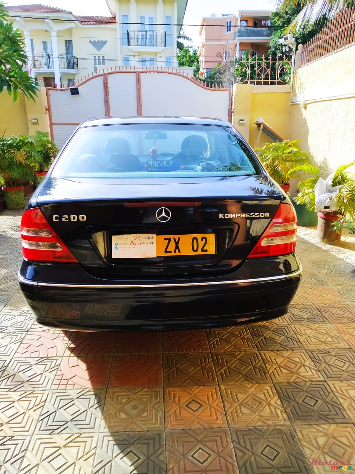 2002' Mercedes-Benz C-Class photo #2