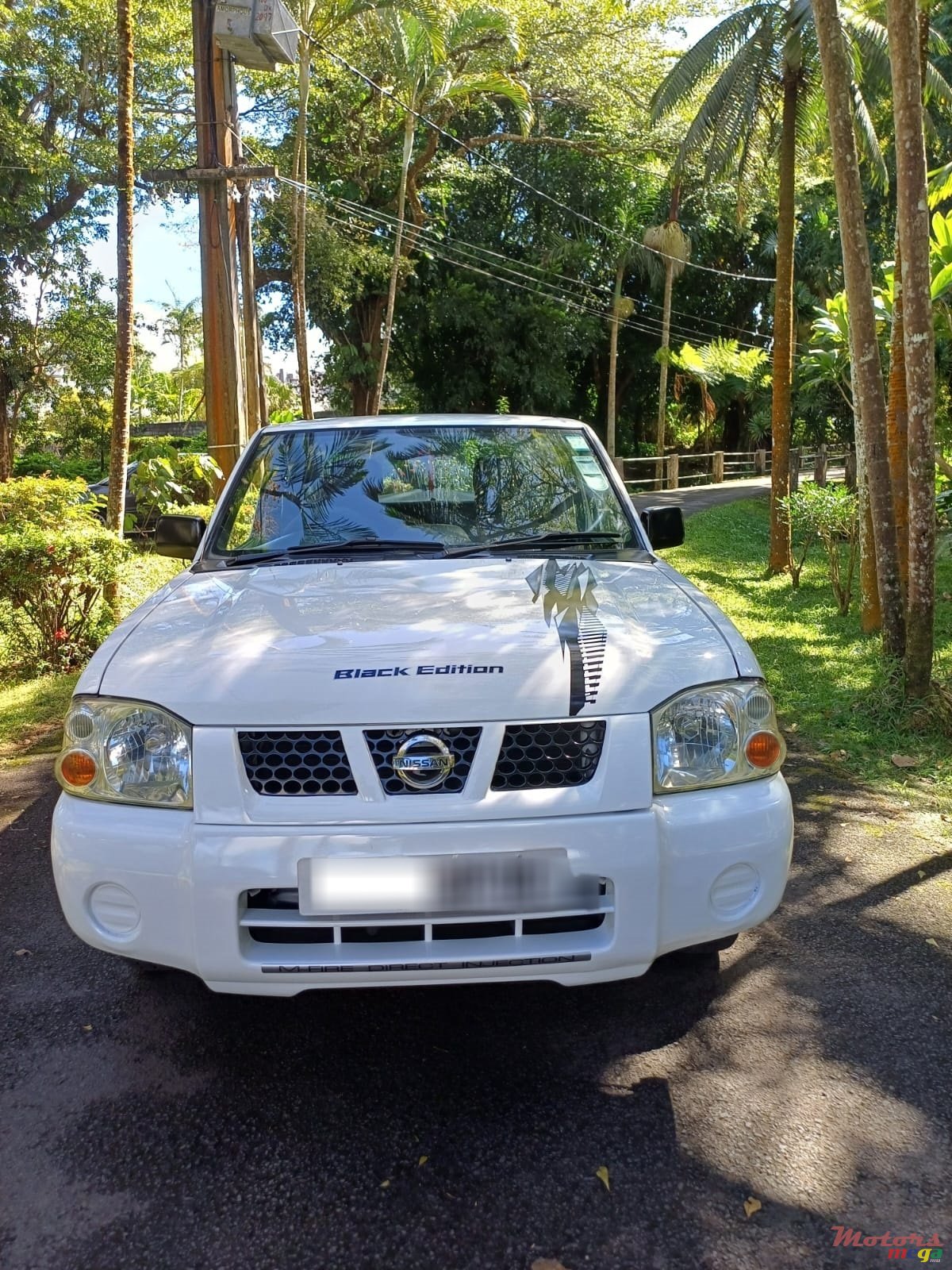 2010' Nissan Navara TD 27 JAPAN photo #1