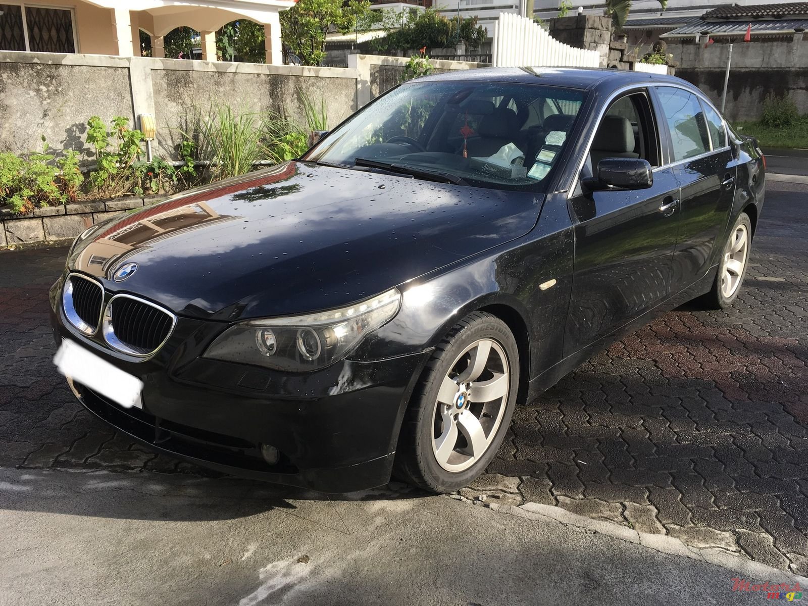 2005' BMW 5 Series photo #2