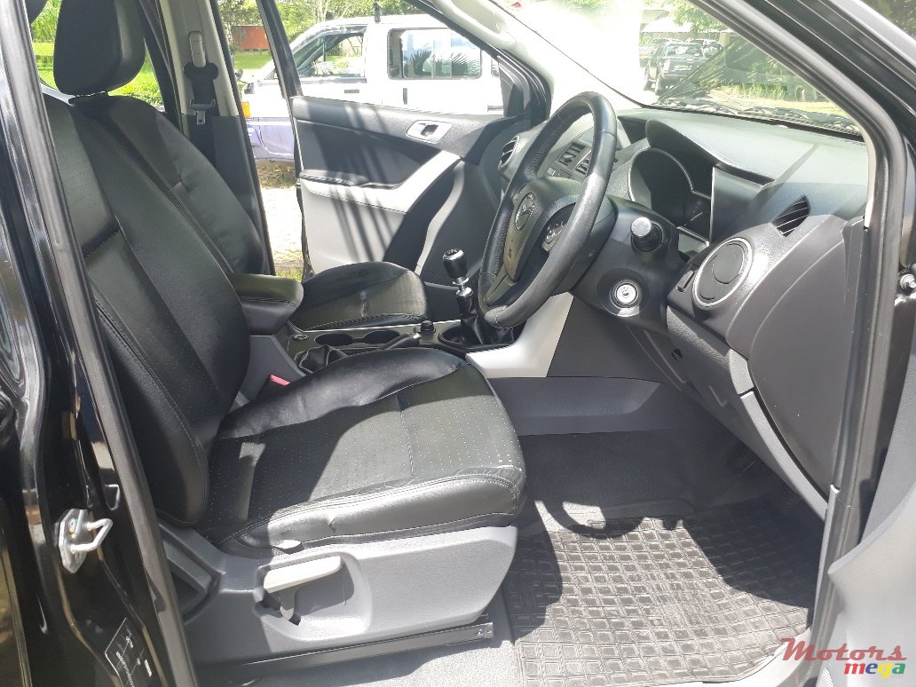 2015' Mazda BT50 Leather seats! photo #5