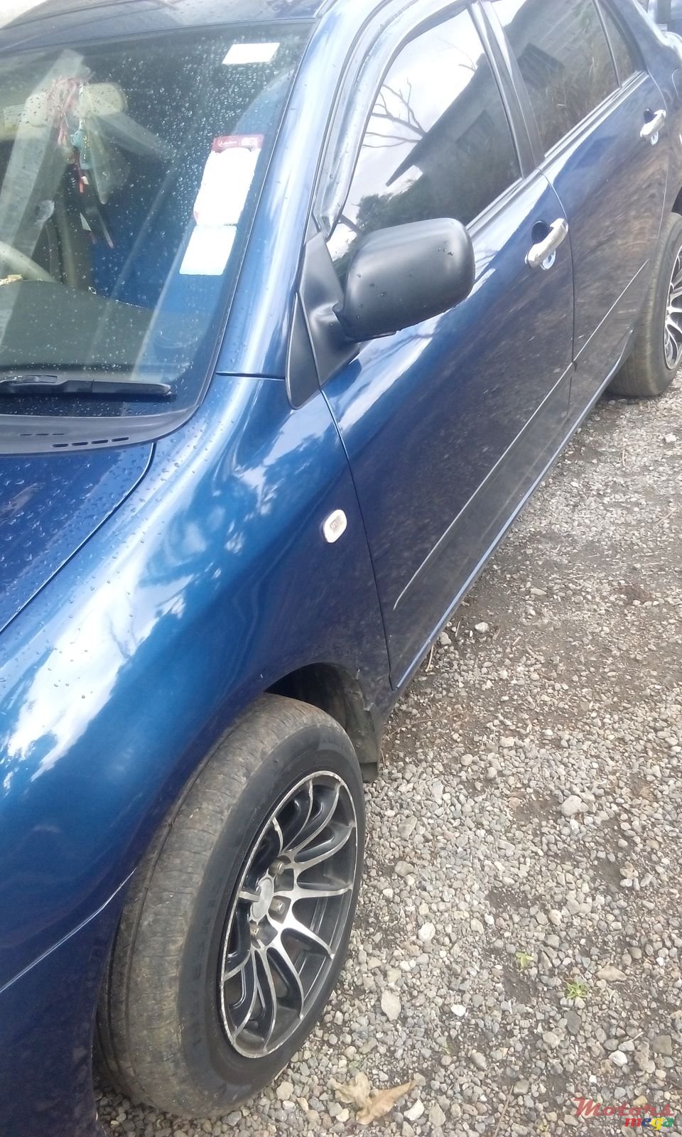 2003' Toyota Corona photo #2