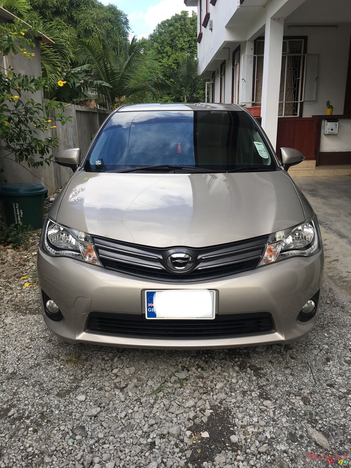 2012' Toyota Axio photo #1