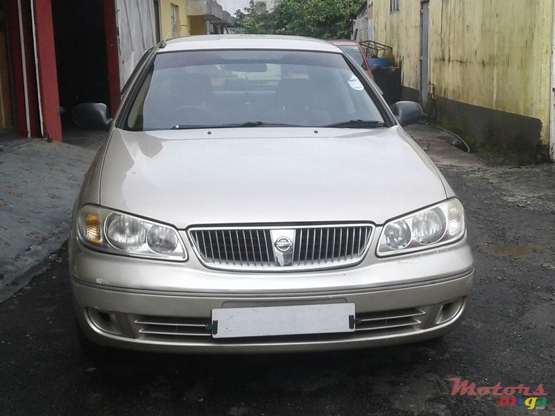 2005' Nissan Sunny N17 photo #2