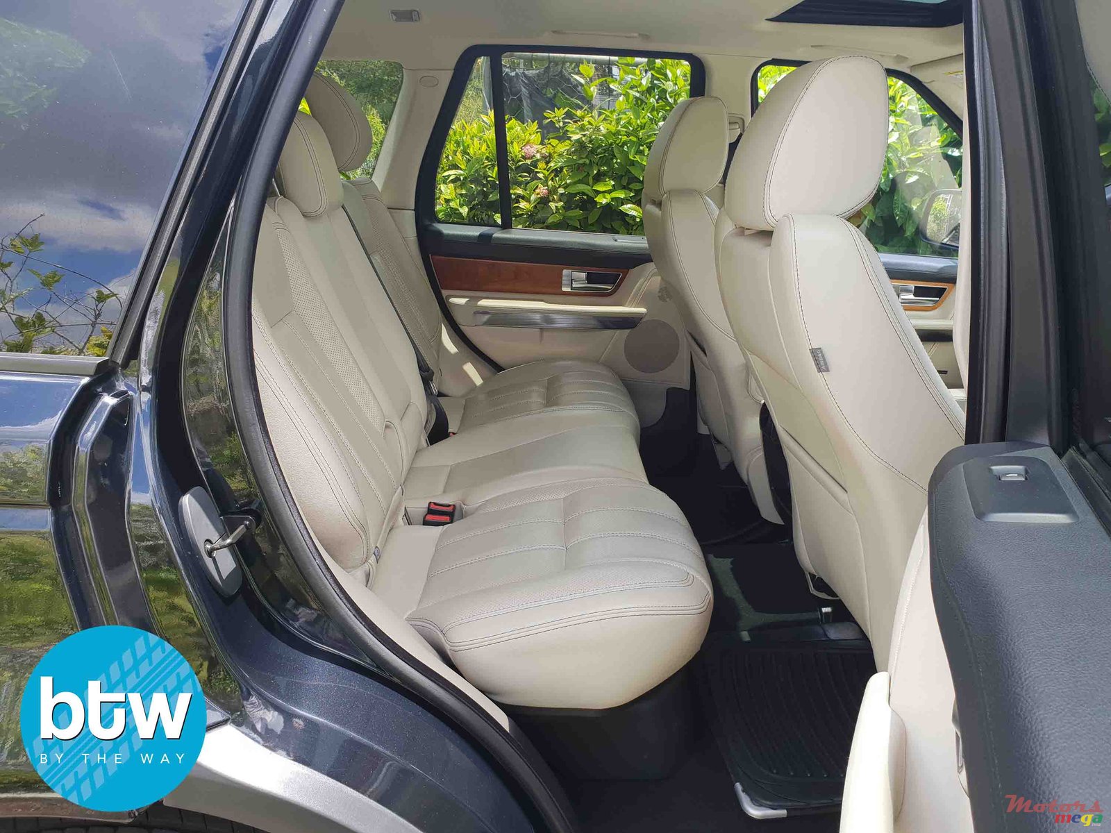 2012' Land Rover Range Rover Sport SDV6 photo #3