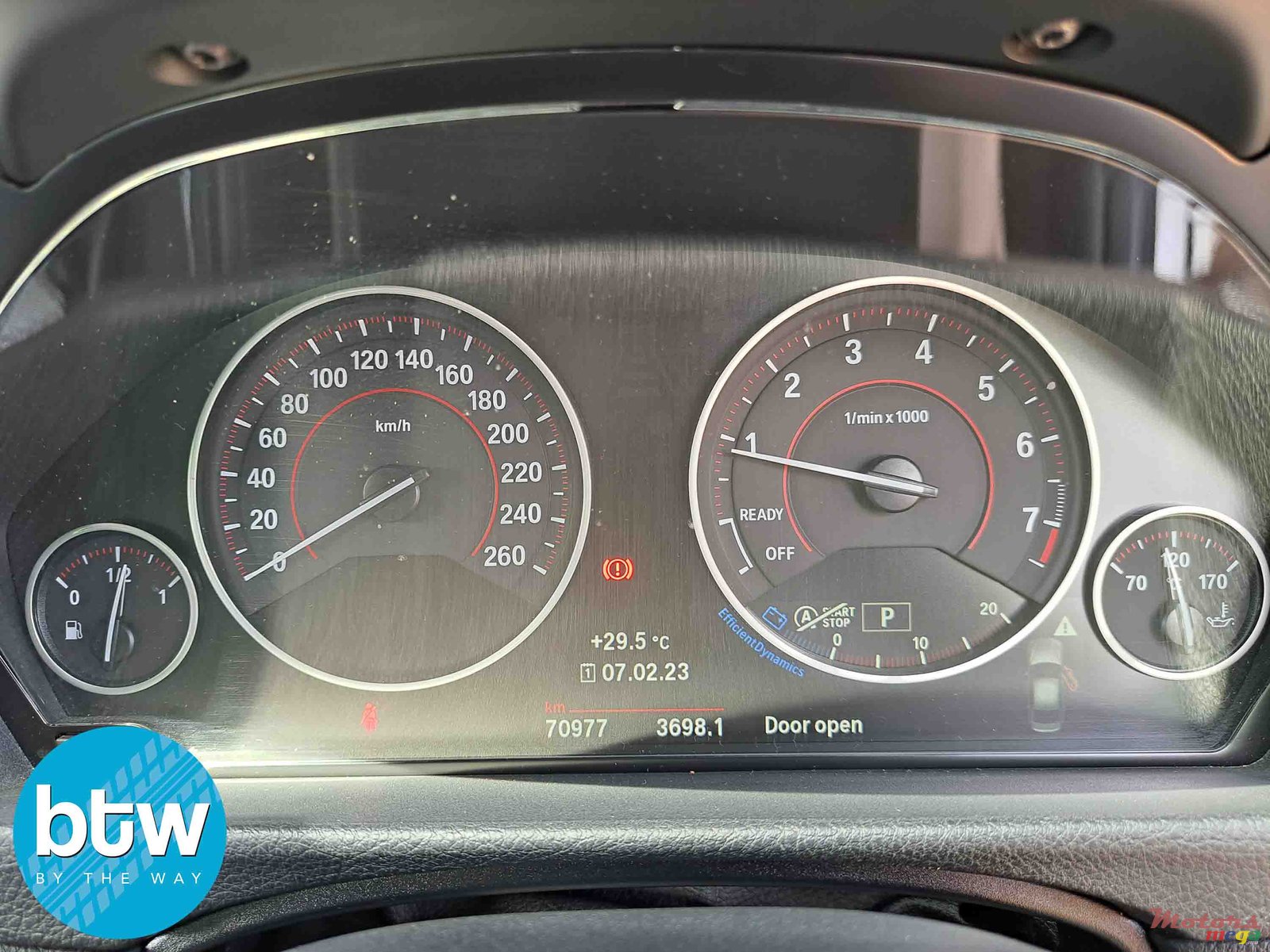 2018' BMW 318 photo #6