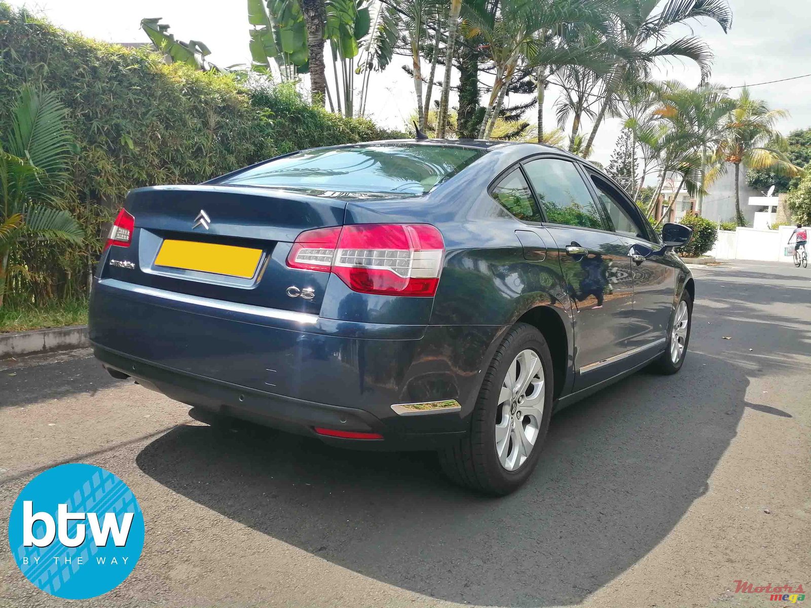 2012' Citroen C5 Automatic photo #3