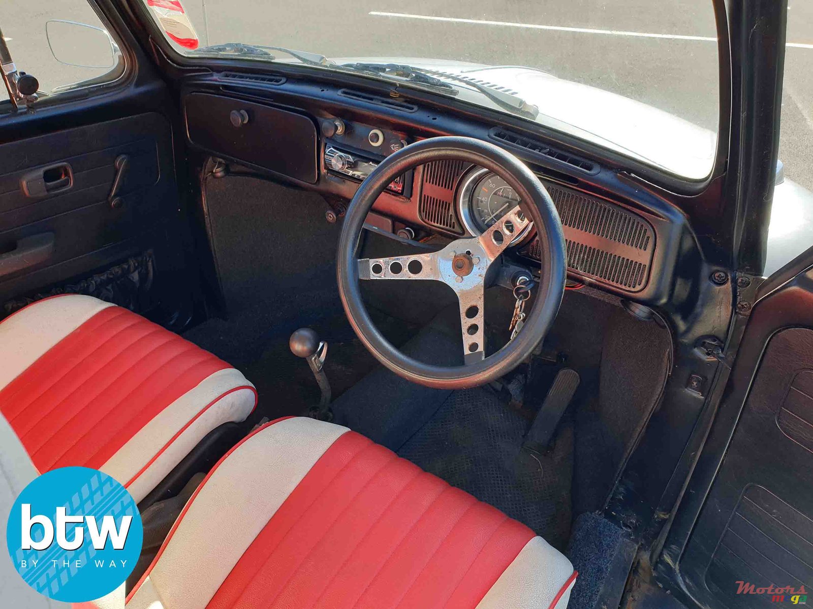 1973' Volkswagen Beetle Vintage photo #4