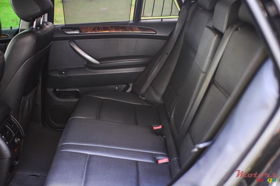 2004' BMW X5 Sports Edition photo #4