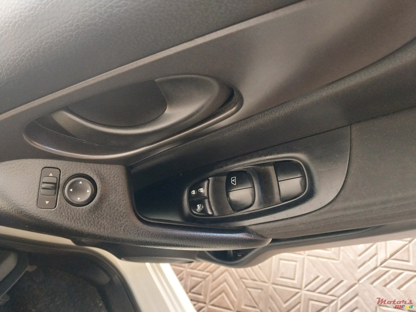 2014' Nissan Qashqai photo #5