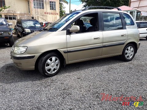 2003' Hyundai Matrix photo #1