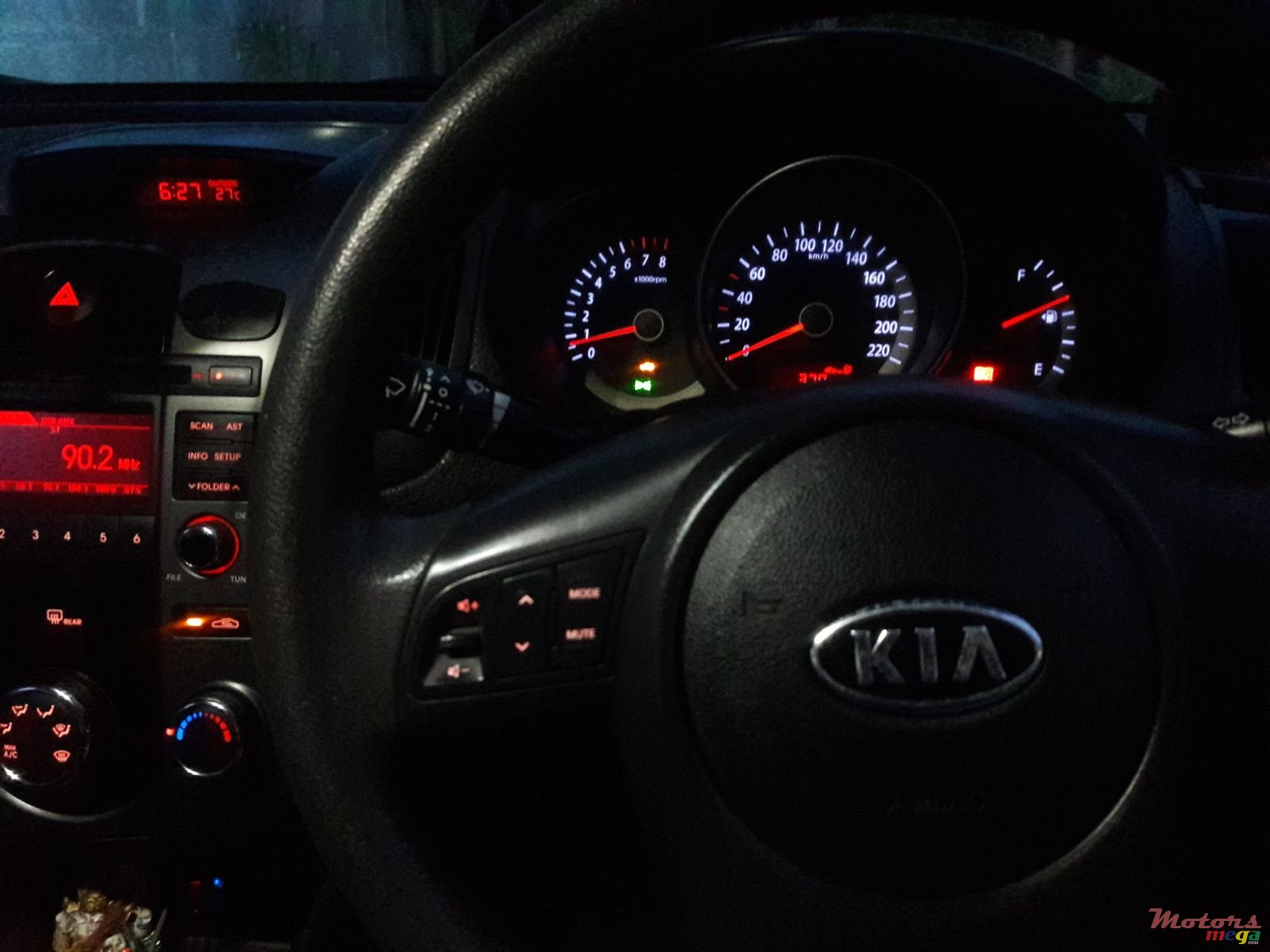 2012' Kia Cerato Sport photo #1